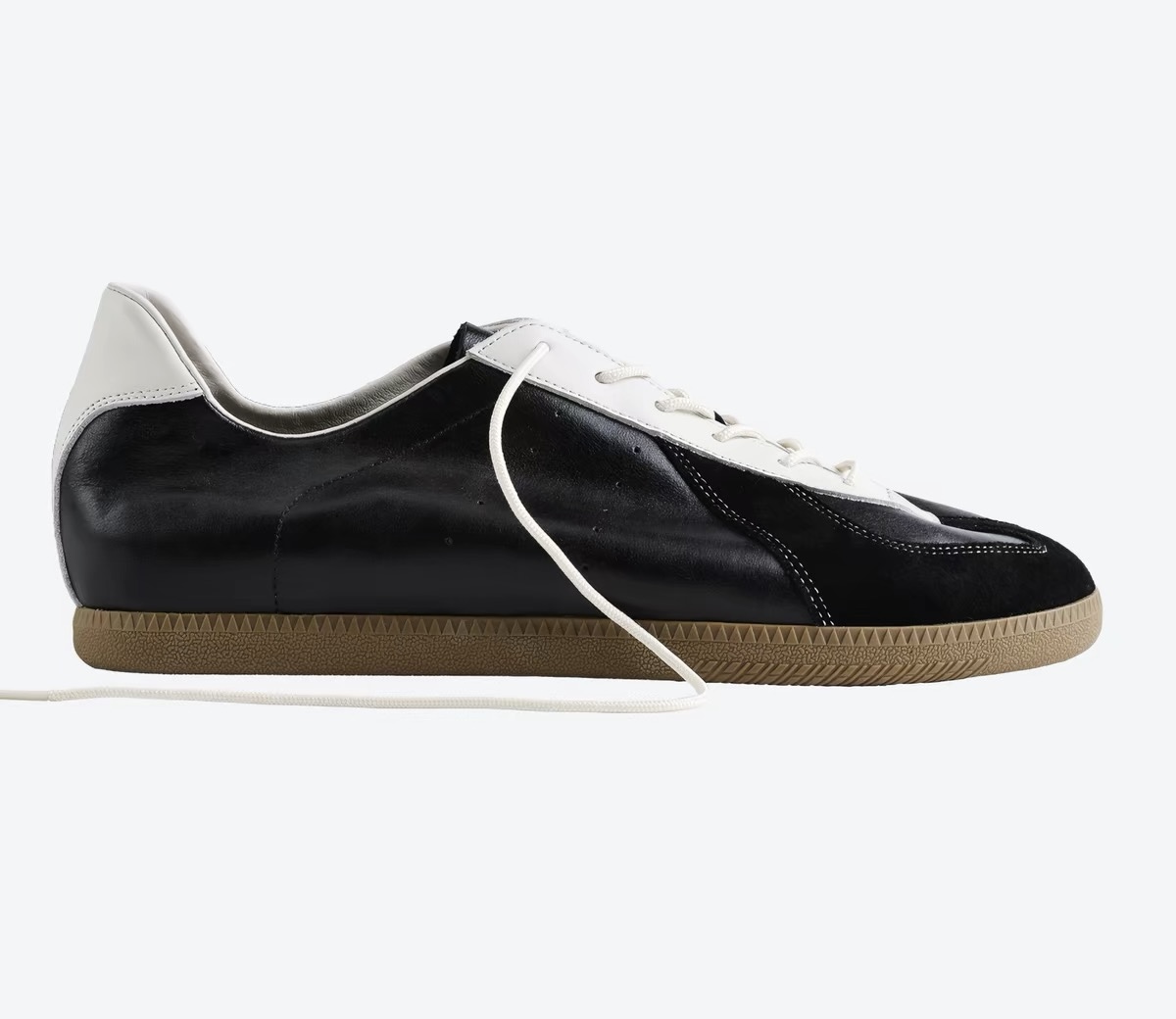 Outdoor Sports Activities - Damskie buty sportowe – stylowe, lekkie,